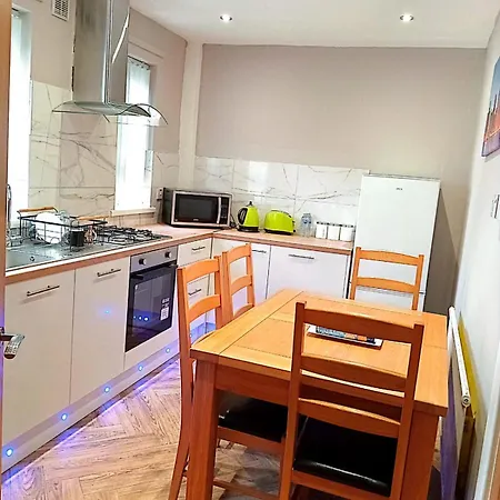 Ypcc Hardaker Street Appartement